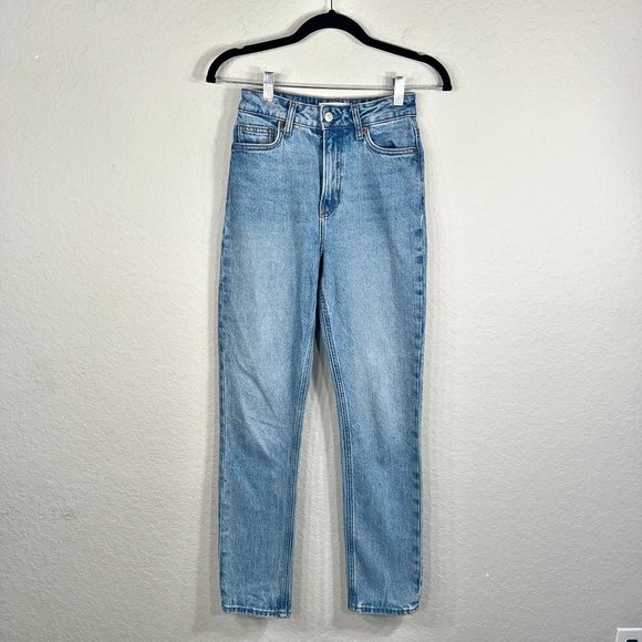 Reformation Liza Ultra High Rise Slim Straight Jeans in Malta - Picture 11 of 11